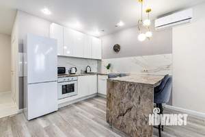 2-к квартира, посуточно, 60м2, 19/25 этаж